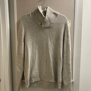 Old Navy Men's Turtleneck Sweater in Beige